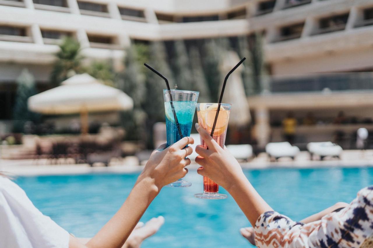 Ashur Hotel Dukhan Экстерьер фото