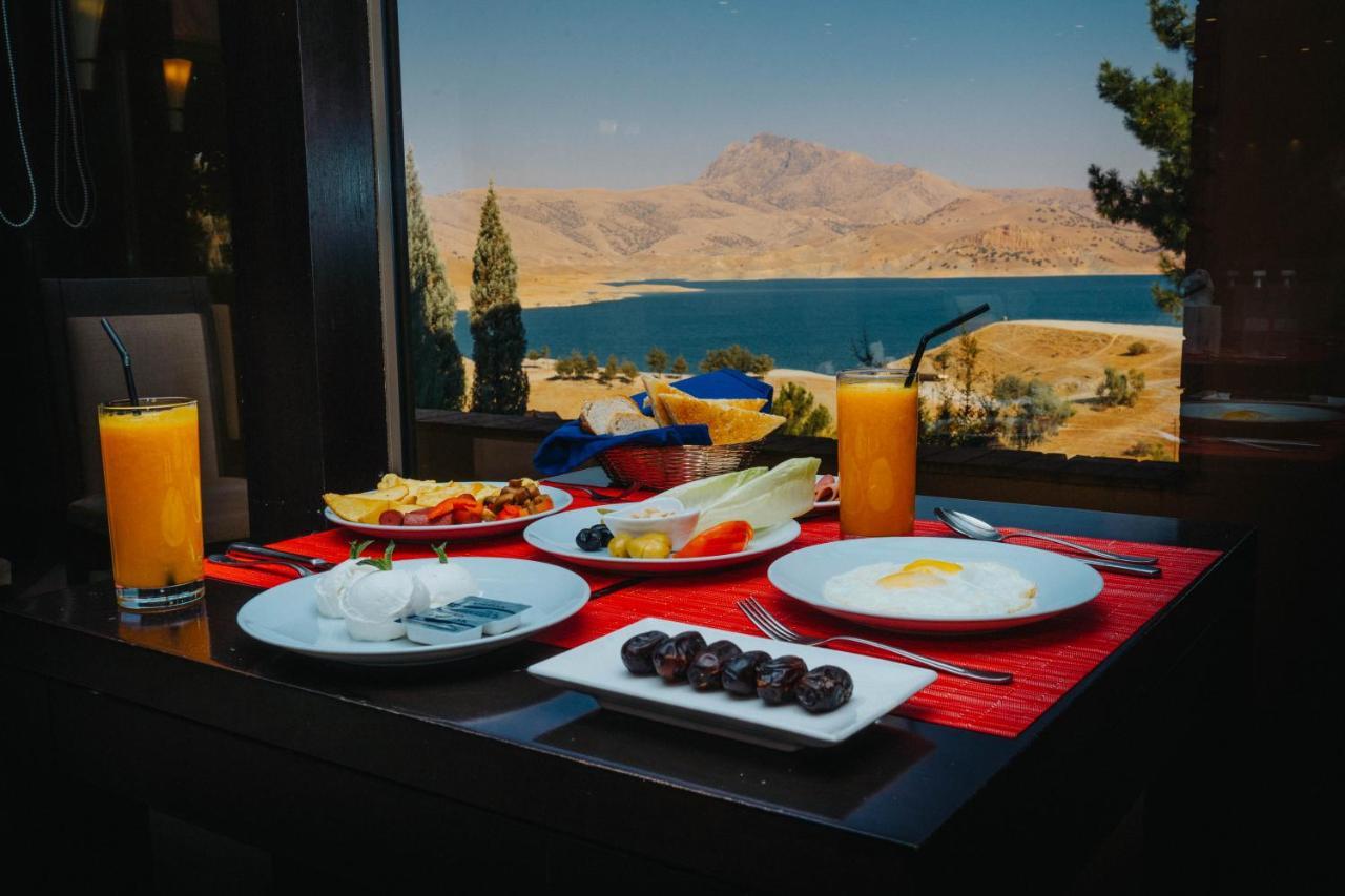 Ashur Hotel Dukhan Экстерьер фото