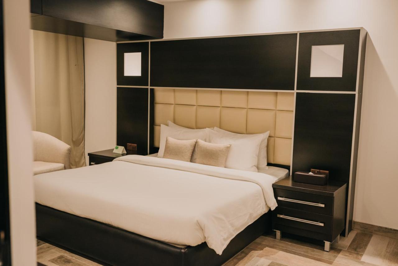Ashur Hotel Dukhan Экстерьер фото