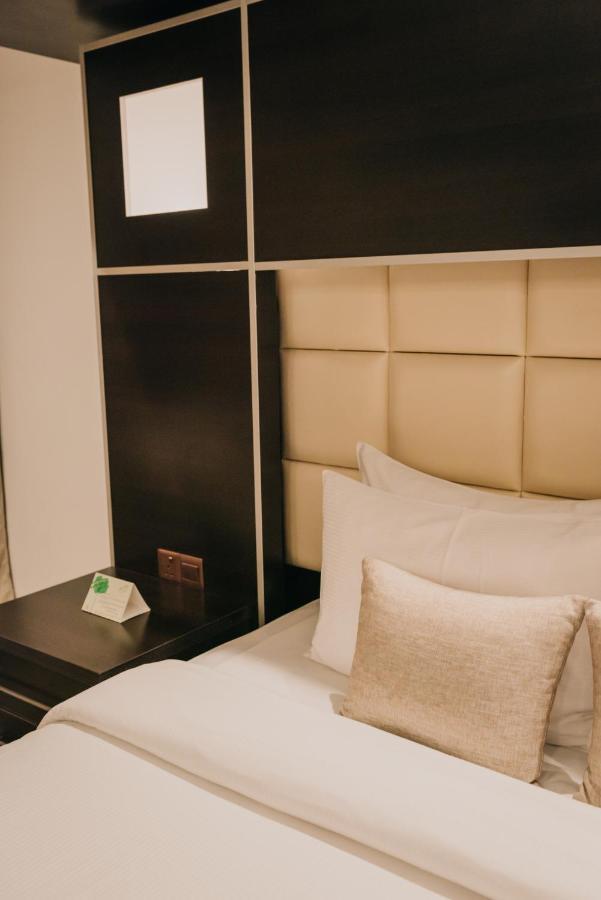 Ashur Hotel Dukhan Экстерьер фото