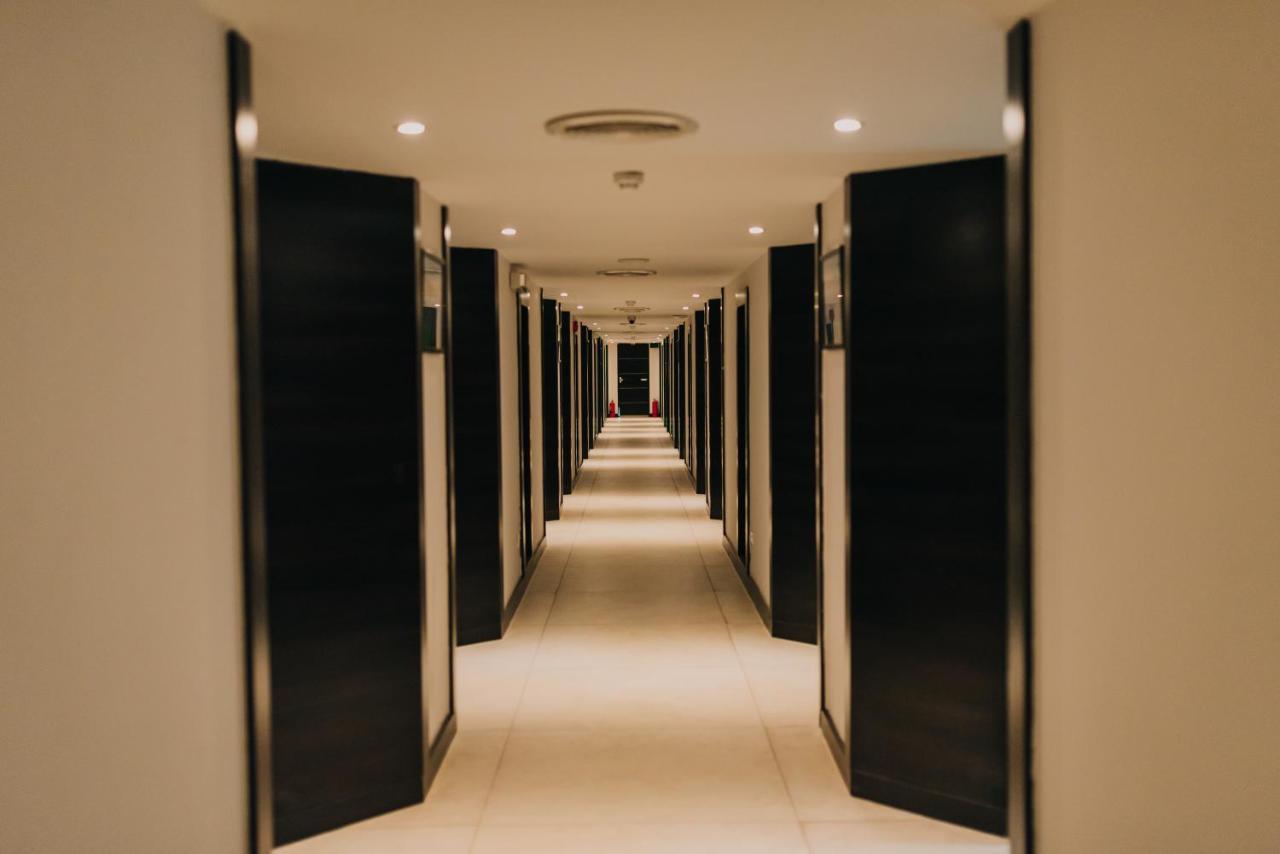 Ashur Hotel Dukhan Экстерьер фото