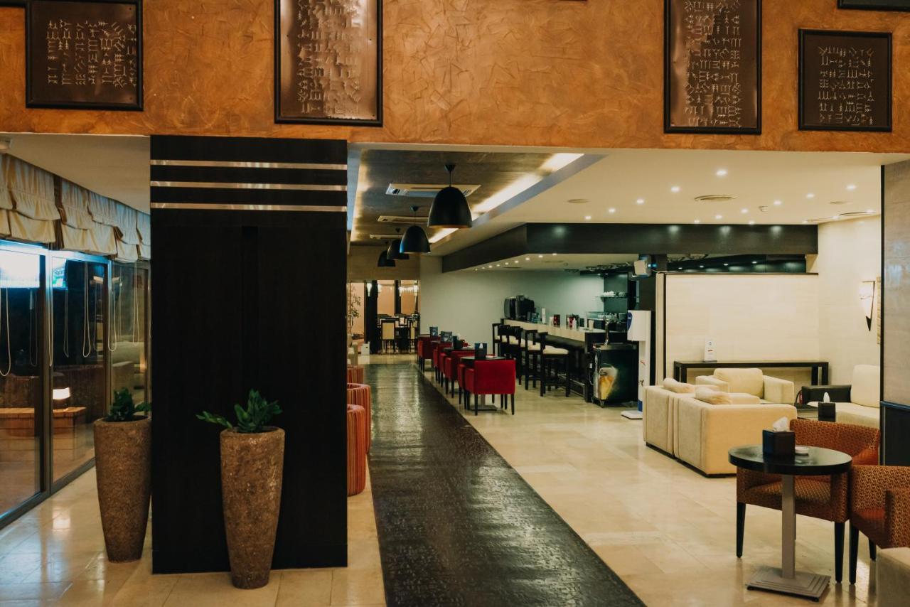 Ashur Hotel Dukhan Экстерьер фото