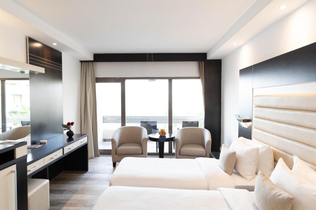 Ashur Hotel Dukhan Экстерьер фото
