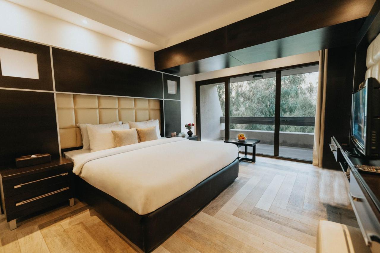Ashur Hotel Dukhan Экстерьер фото