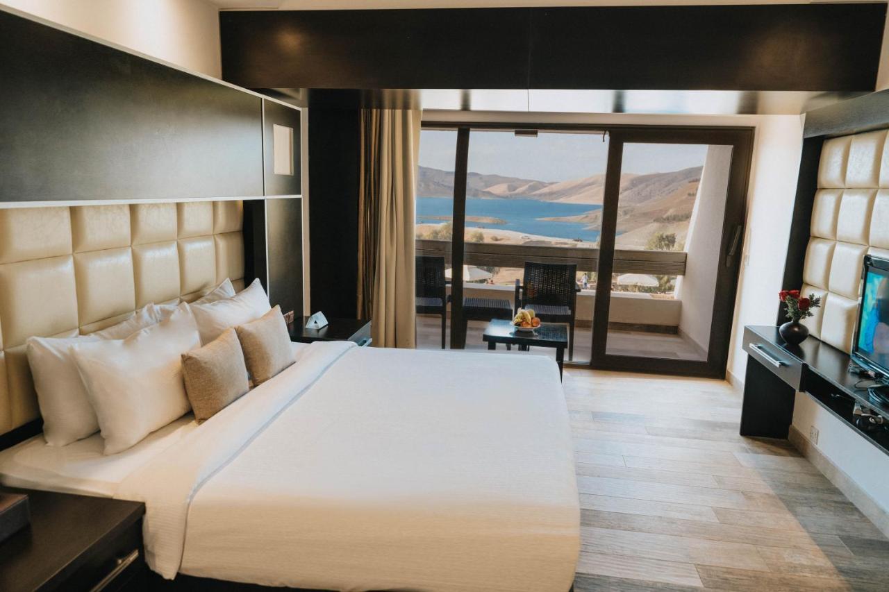Ashur Hotel Dukhan Экстерьер фото